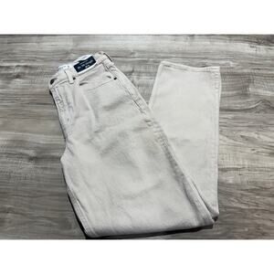 NWT Abercrombie & Fitch Women's Curve Love Ultra High Rise Straight Leg Pants-28